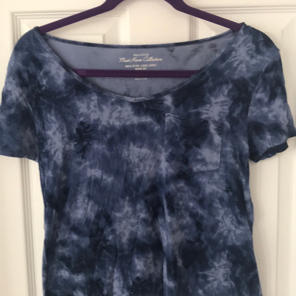 Hollister Tye Dyed T-Shirt - Picture 2 of 8